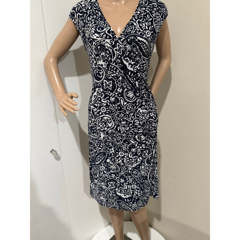 Women's CHAPS Navy White Paisley surplice neck side ruched sleeveless Dress M